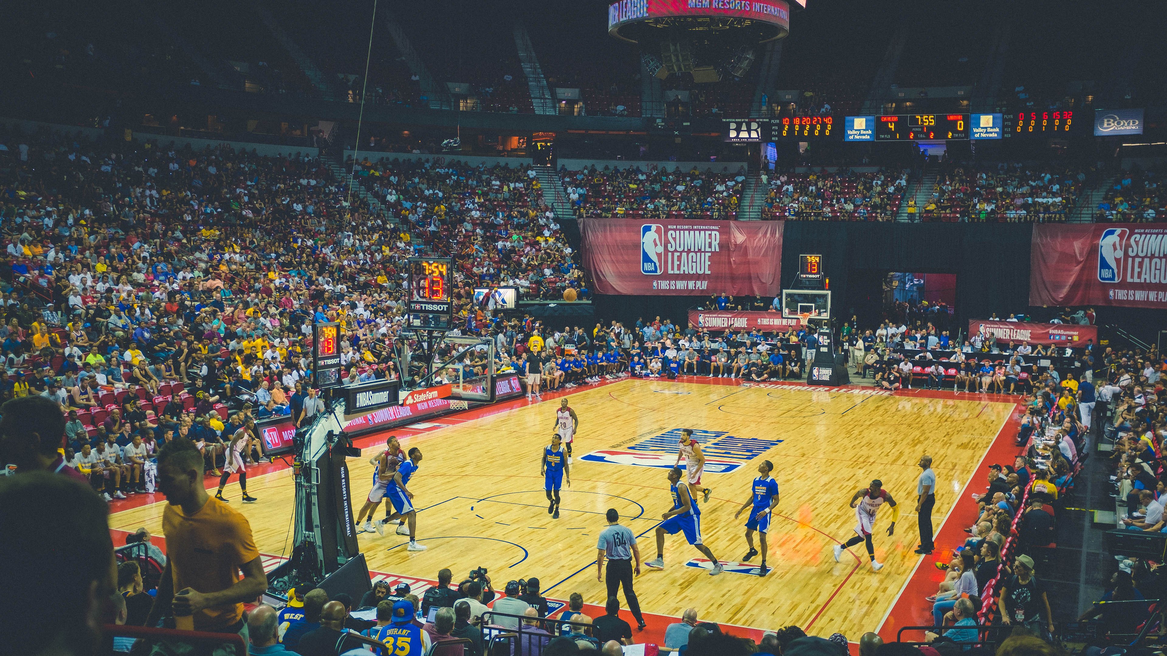 米兰体育官网下载-篮球职业联赛赛场智能监控系统完善，篮球比赛摄像机位图